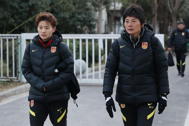 本剧原是作为《清道夫》系列的衍生剧开发，如今已被改编成一部与该系 都不好惹！
